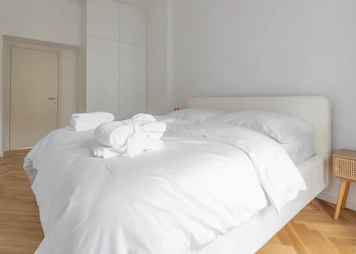 Apartment In The Clouds Letna - Luxury With Romantic Balconies In Quiet Centre Of *